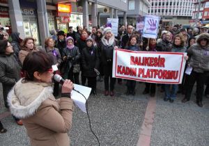 Balıkesir de kadına yönelik şiddet protestosu