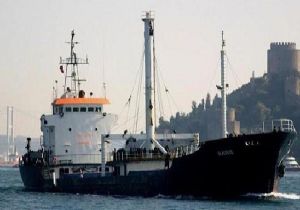 Türk kuru yük gemisi 700 kaçakla sürüklendi! 