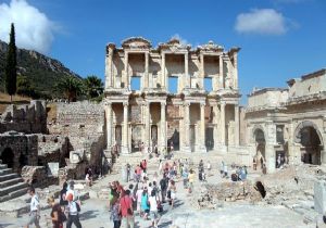 Bergama muradına erdi darısı Efes’in başına! 