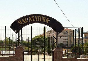 İzmir’de Ata’nın adını taşıyan parka çirkin saldırı