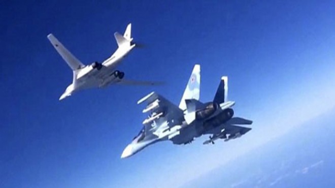 Rus uçakları 2 ülkede kafaları karıştırdı!