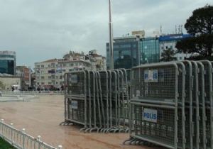 Polis barikatları yeniden Taksim Meydanı’nda! 