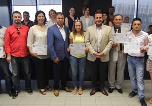 Menderes in girişimcileri sertifikalarını aldı