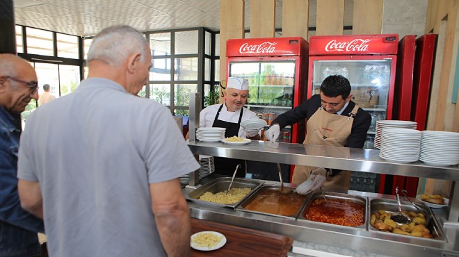  Askıda Yemek  Bayraklı da!