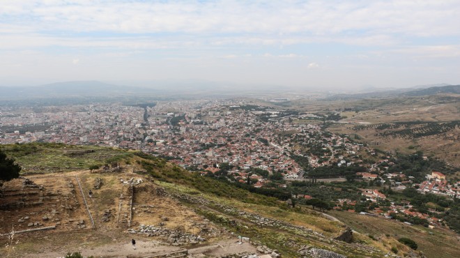  Bergama il olsun  çağrısına AK Parti den fren!