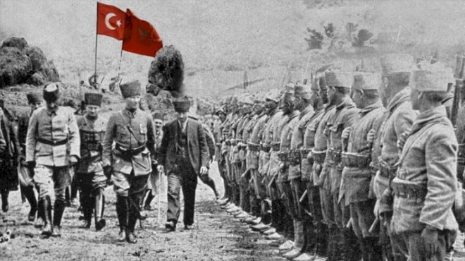 100 yıllık çınar... İyi ki varsın cumhuriyet