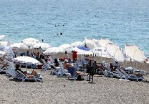 Antalya da kayıp bilançosu: 1100 şezlong ve 535 şemsiye