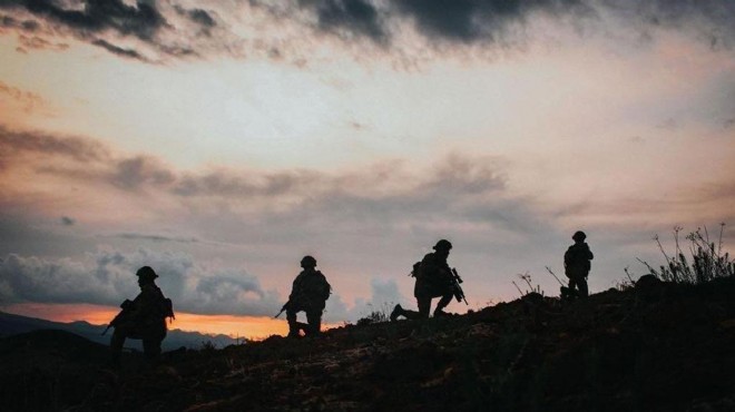 2 PKK lı terörist daha teslim oldu!