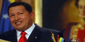 Chavez: Kaddafi'yi kınamam!