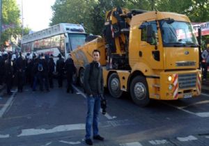 Polis Kılıçdaroğlu’nun otobüsünü çekmeye çalıştı!