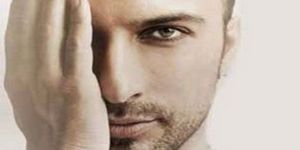 Tarkan bir haftada rekor kırdı