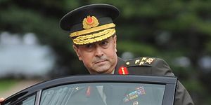 Korgeneral Mehmet Eröz de tutuklandı