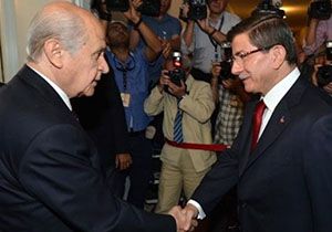 Davutoğlu yeni anayasa için Bahçeli ile görüşecek