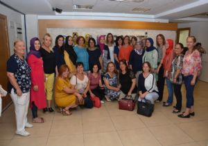 AK Kadınlar dan birlik, beraberlik mesajı