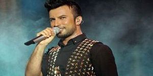 Tarkan rekor kırıyor