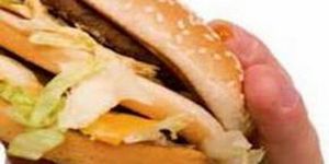 Kantinlerde satılanların yüzde 65'i fast-food 