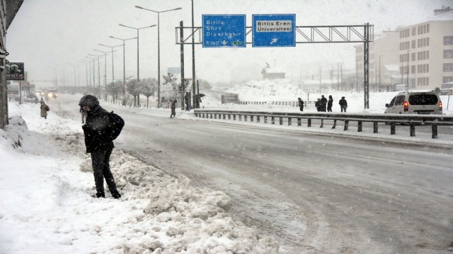 44 köy yolu kapandı... Eğitime 1 gün ara!