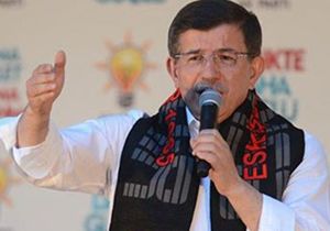 Davutoğlu mitingde havaalanının yeni ismini açıkladı 