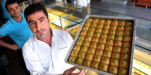 Savaşa rağmen baklavadan vazgeçmediler