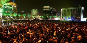 İzmir 2011’’i coşkuyla karşıladı