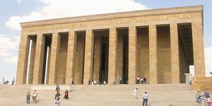 Anıtkabir'de skandal