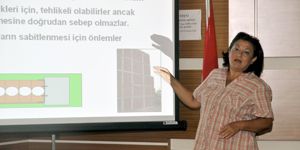 Bornova Belediyesi personeline afet eğitimi