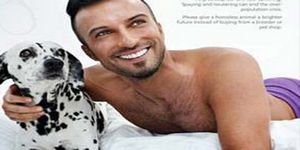 Tarkan PETA için soyundu