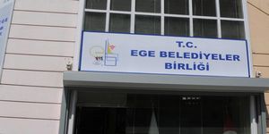 Ege Belediyeler Birliği yeni binasında’…