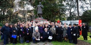 İzmir Nazım Hikmet’’i unutmayacak 