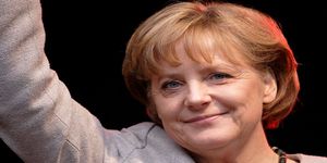 Dünyanın en güçlü kadını yine Merkel!