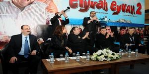 ’‘Eyvah Eyvah’’ İzmir’’de’… 