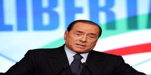 Berlusconi yolsuzlukla suçlanıyor 