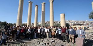 Bayraklı Kent Konseyi Smyrna’’da toplandı