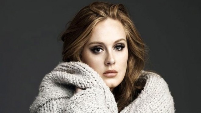 Adele şokta: Özel fotoğrafları hacklendi!