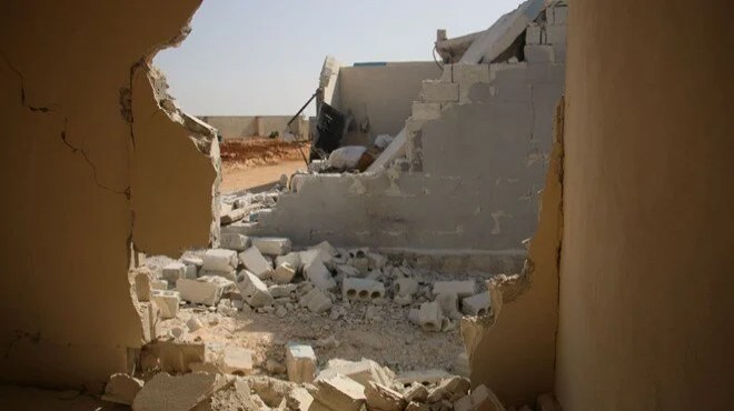 Afrin deki briket evlere roketli saldırı
