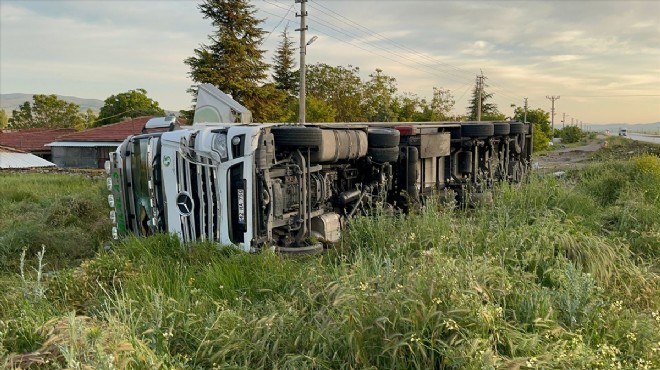 Afyonkarahisar da trafik kazalarında 3 kişi yaralandı