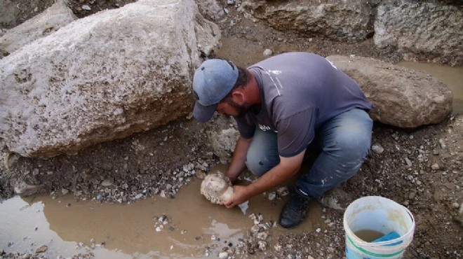 Aizanoi de yeni heykel başları bulundu