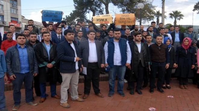 AK Partili gençlerden 28 Şubat protestosu