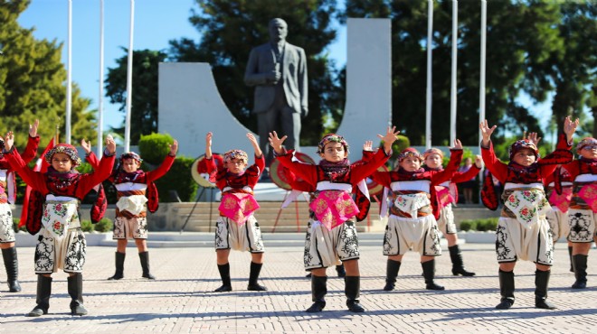 Aliağa kurtuluşu kutladı