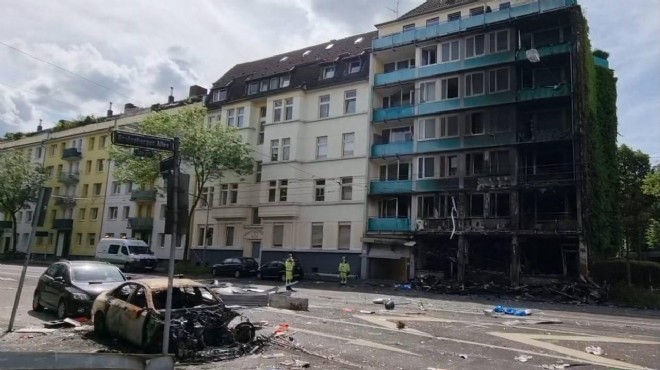 Almanya da bina kundaklandı: 1 Türk öldü!