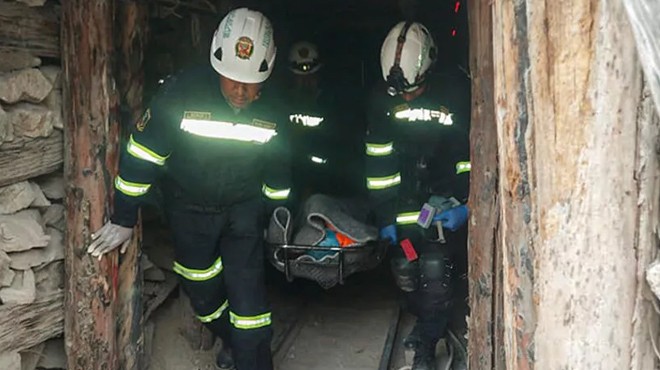 Altın madeninde yangın: 27 kişi öldü