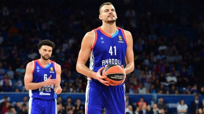 Anadolu Efes te yol ayrımı