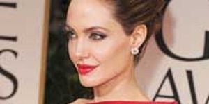 Angelina Jolie dördüncü bebeğine hamile