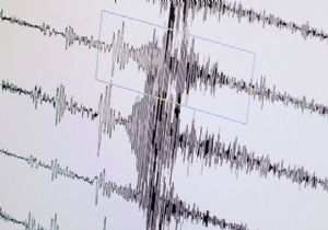 Flaş! Yunanistan’da deprem: 6.5’le sallandı 