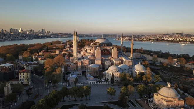 Ayasofya ibadete açıldı: Yunanistan yas ilan etti!