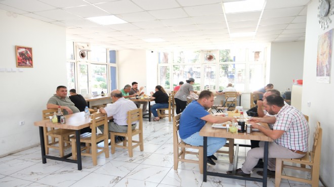 Aydınlılardan Park Kafe ye yoğun ilgi!