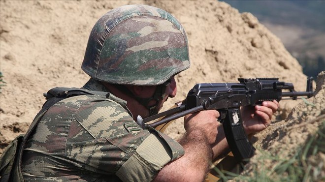 Azerbaycan askerleri Ermenistan ordusunun komutanını esir aldı