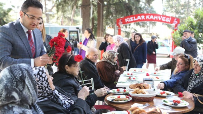 Başkan Atilla müjdeyi Yaşlılar Haftası’nda verdi