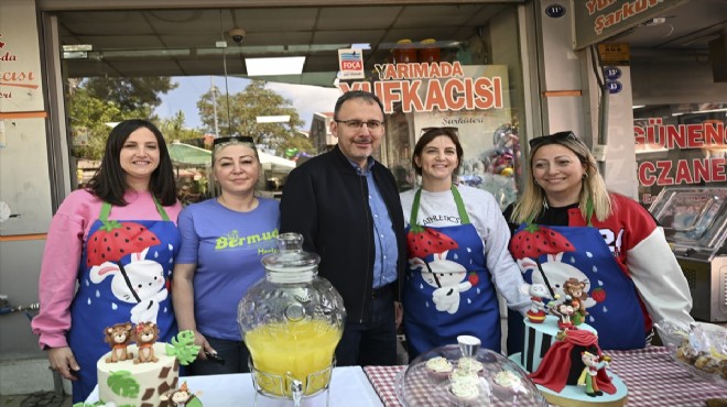 Bakan Kasapoğlu Urla Enginar Festivali ni ziyaret etti