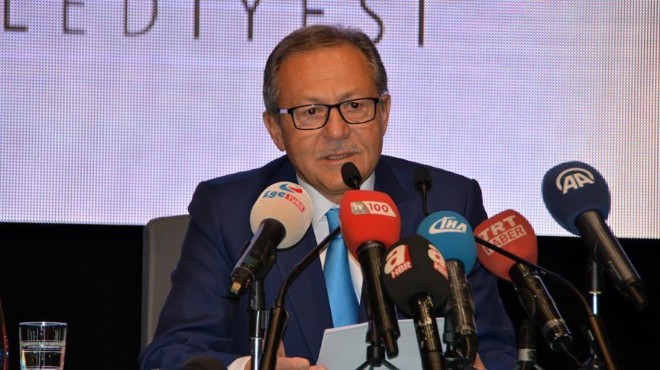 Balıkesir Belediye Başkanı Edip Uğur görevinden istifa etti